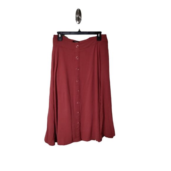torrid Dresses & Skirts - Torrid button front skirt size 4X